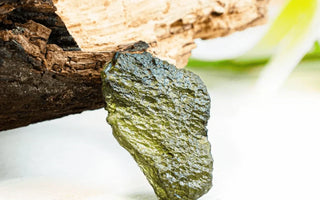 Moldavite Stone for Beginners: What to Expect When Wearing It