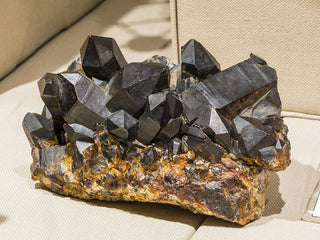 Smoky Quartz: Meaning, Healing Properties & Benefits
