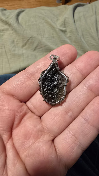 Large sheild moldavite Pendant 6 grams