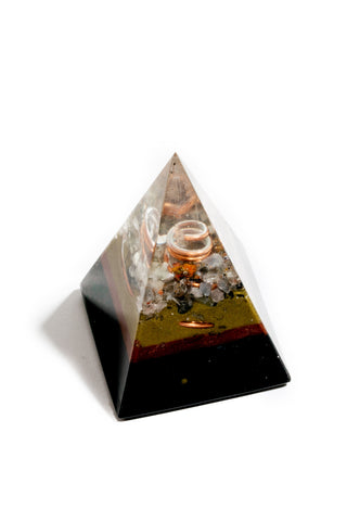Pirámide De Orgón De Energía De Fuerza Vital De Chakra Completo